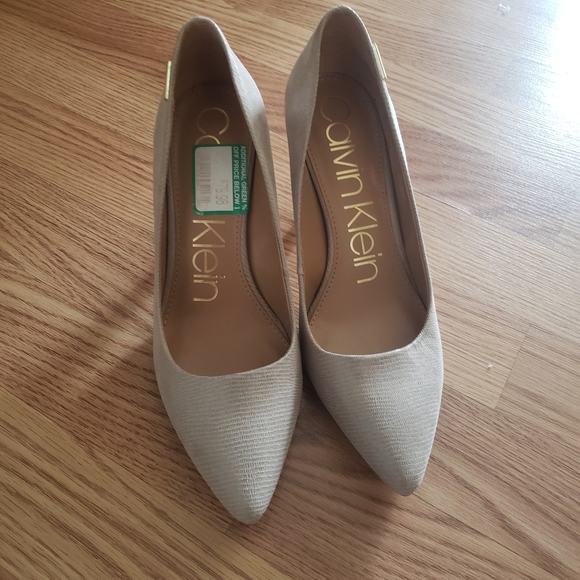 Shoes - Picture 2 of 2